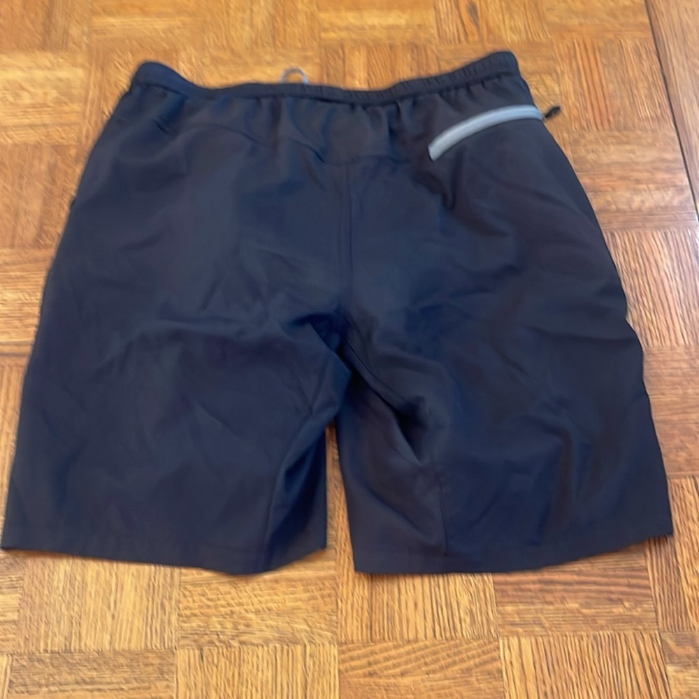 Vintage men’s mountain biking shorts, size medium - Picture 5 of 5